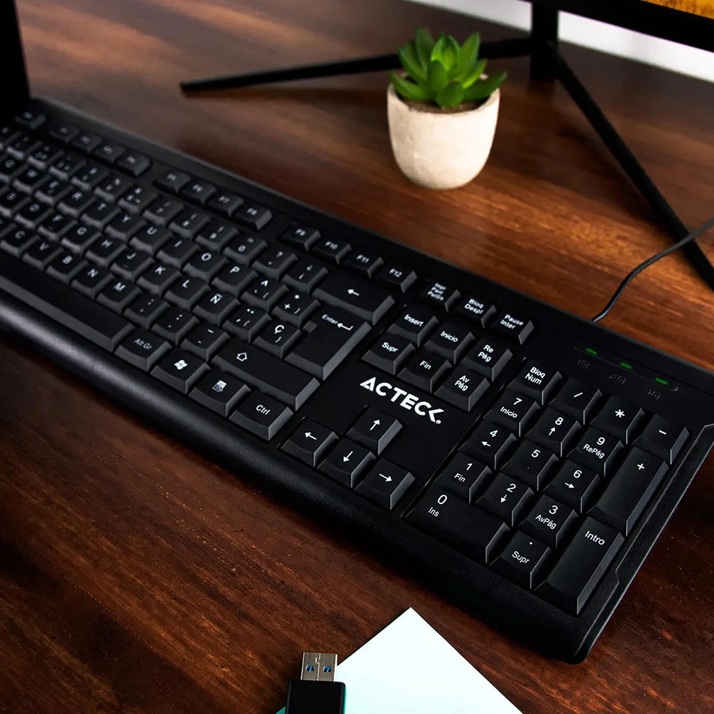 Teclado Diseño Clásico Alámbrico | Inspire TA210 | Negro