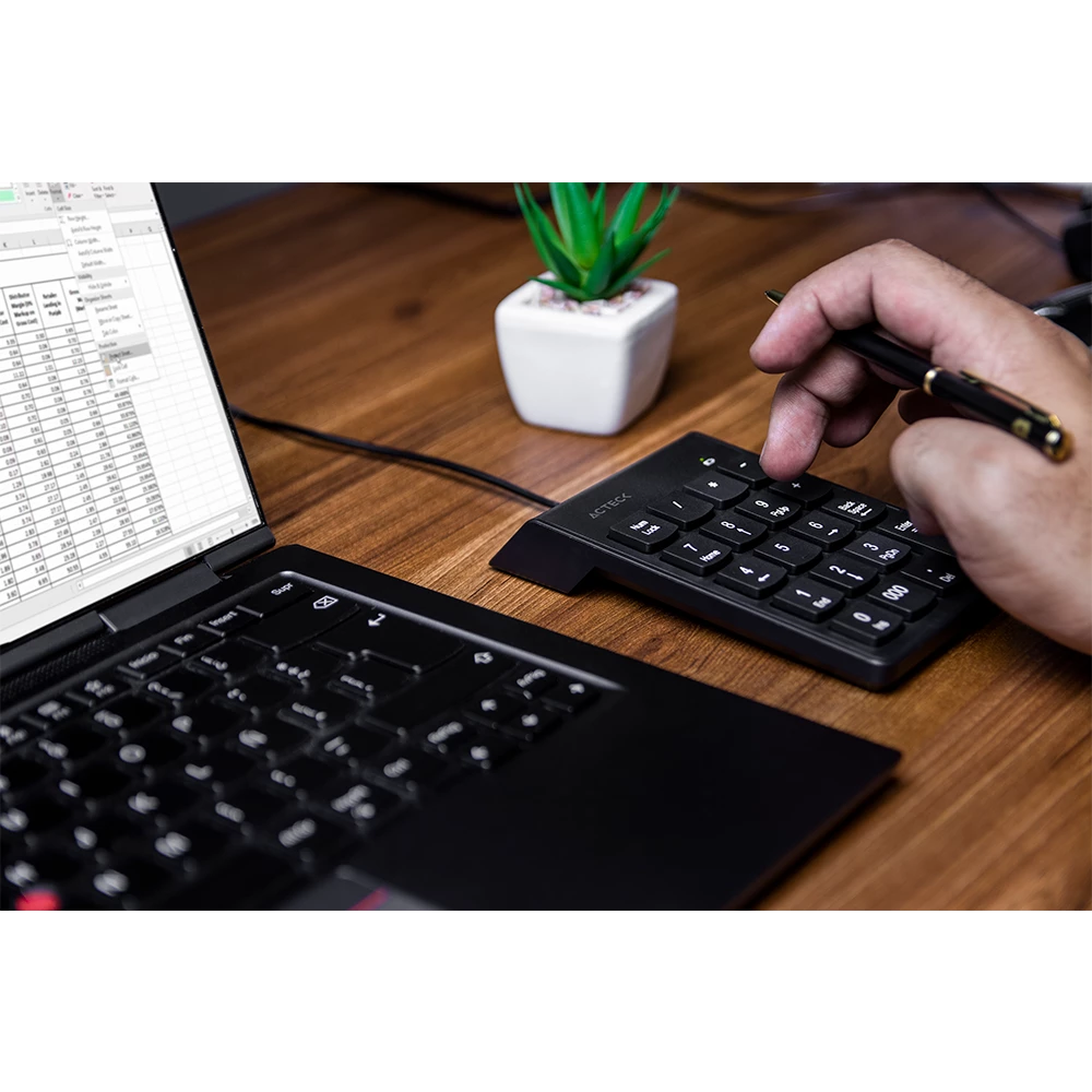 Teclado Numérico Alámbrico | Inspire TN220 | Negro