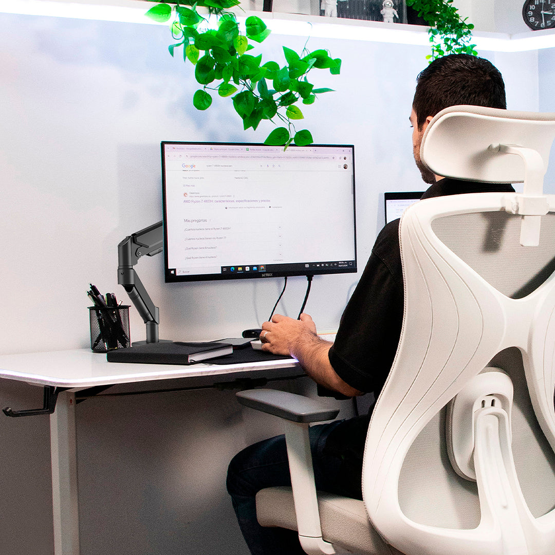 Soporte para Monitor con C-Clamp | Enforce Motion SM717 | Negro