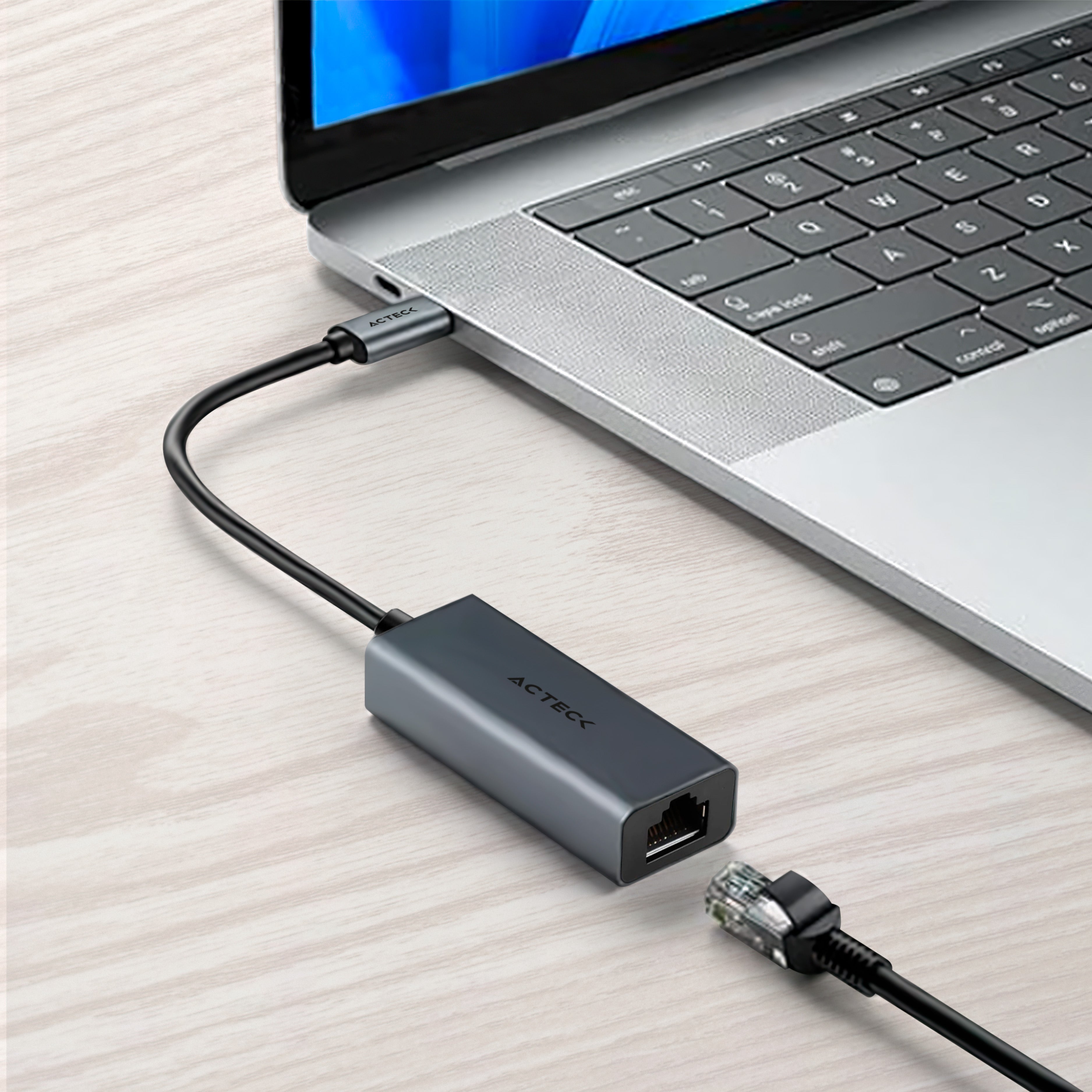Adaptador USB-C a Ethernet | Gatex Net AN610 | Essential Series Titanio